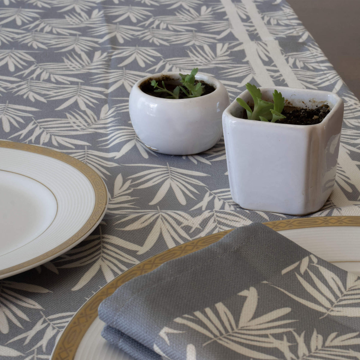 Serene Foliage Table Runner